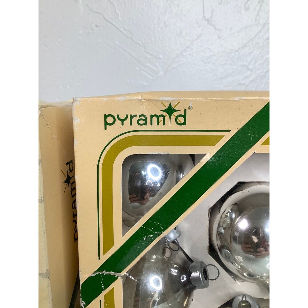Vintage 16 Pyramid Silver Glass Balls Christmas Ornaments 2” USA - Picture 2 of 9